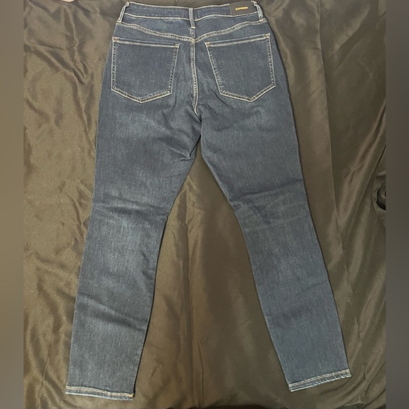 EXPRESS Dark Wash Distressed Skinny Jeans - Picture 2 of 3